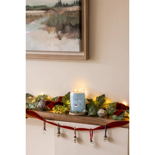 Yankee Candle® North Pole Hideaway Signature nagy üveggyertya 567 g