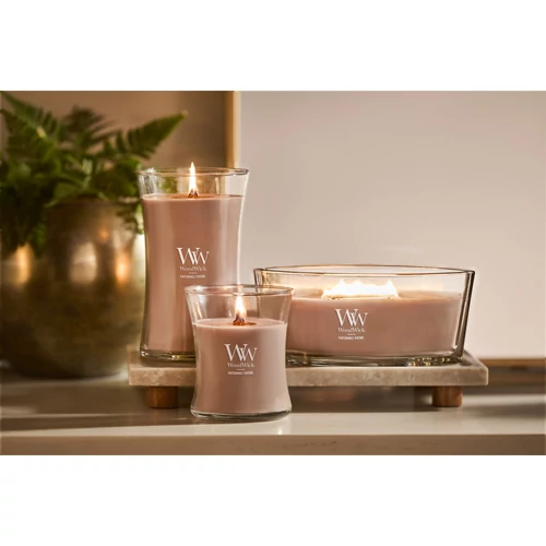 WoodWick® Patchouli Créme közepes üveggyertya 275 g