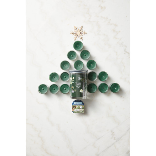 Yankee Candle® Silver Sage & Pine Signature nagy poharas gyertya 567 g Yankee Candle® Silver Sage & Pine Signature nagy poharas gyertya 567 g