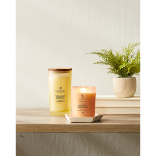 Chesapeake Bay Candle® strength + energy (pineapple coconut) nagy üveggyertya 355 g