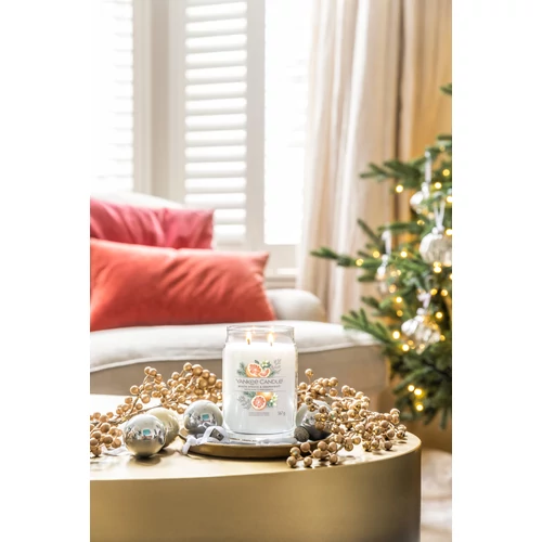 Yankee Candle® White Spruce & Grapefruit Signature nagy üveggyertya 567 g
